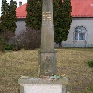 Pomníky obětem světových válek na Slánsku
