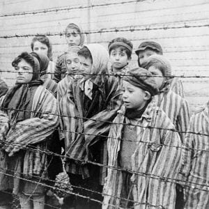 Vernisáž výstavy o koncentračních táborech