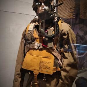 Mezi atraktivní exponáty výstavy Orli na válečném nebi patří kompletně vybavení američtí „letci“