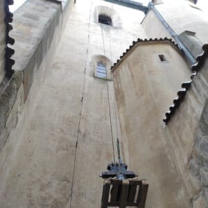Do kostela sv. Gotharda ve Slaném se navrátil zvon Erasmus